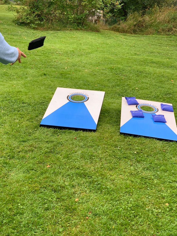 Cornhole Board set - Kastespill med erteposer